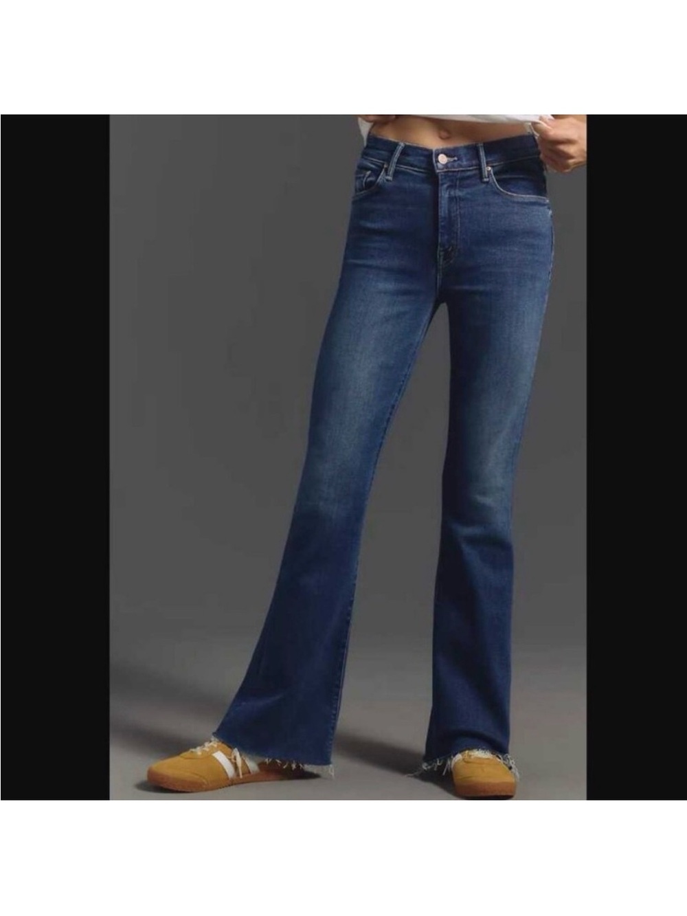 MOTHER the weekend we fray easy does it wash Dark Blue Flare Jeans